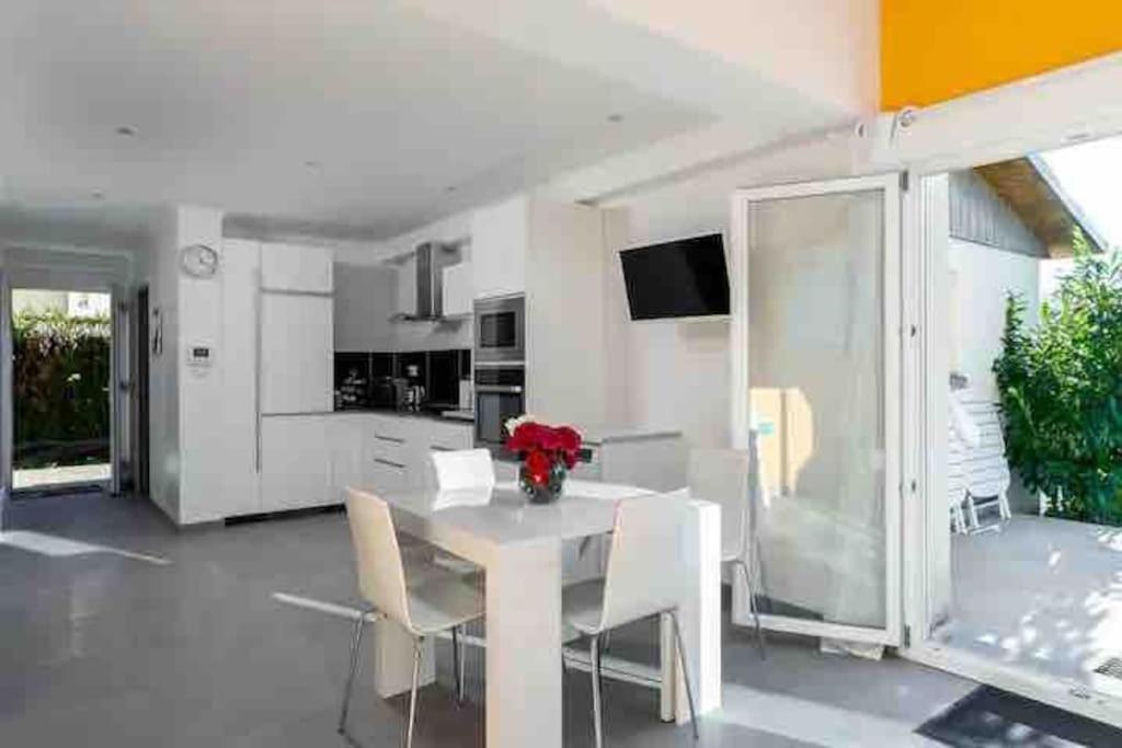 4 Pers - Le Garden - 10 Min De Disney Appartement Bailly-Romainvilliers Buitenkant foto